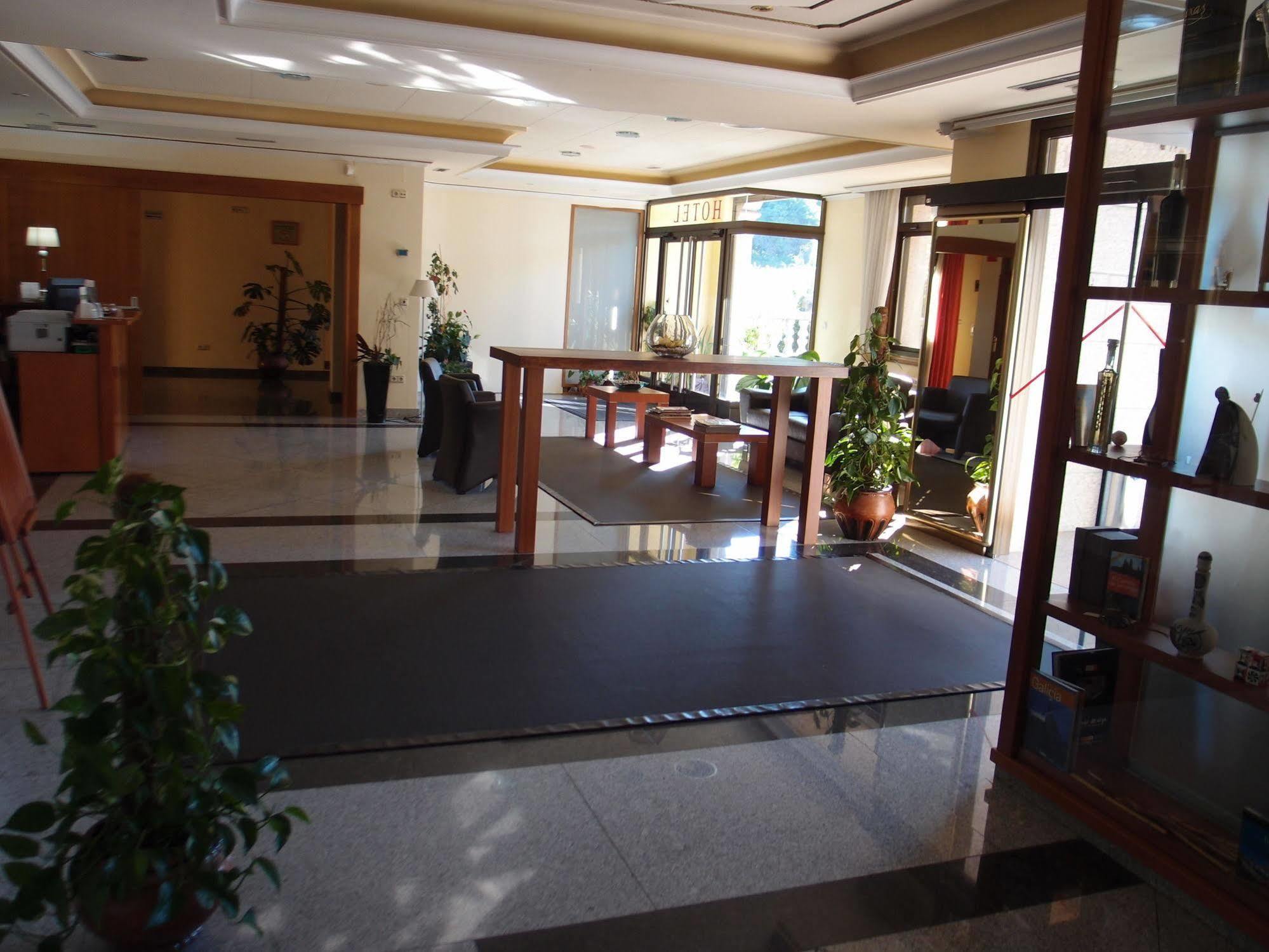 Hotel Avion By Bossh Hotels Vigo Extérieur photo