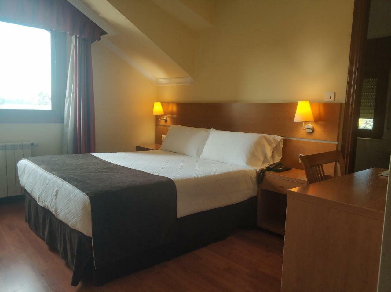Hotel Avion By Bossh Hotels Vigo Extérieur photo
